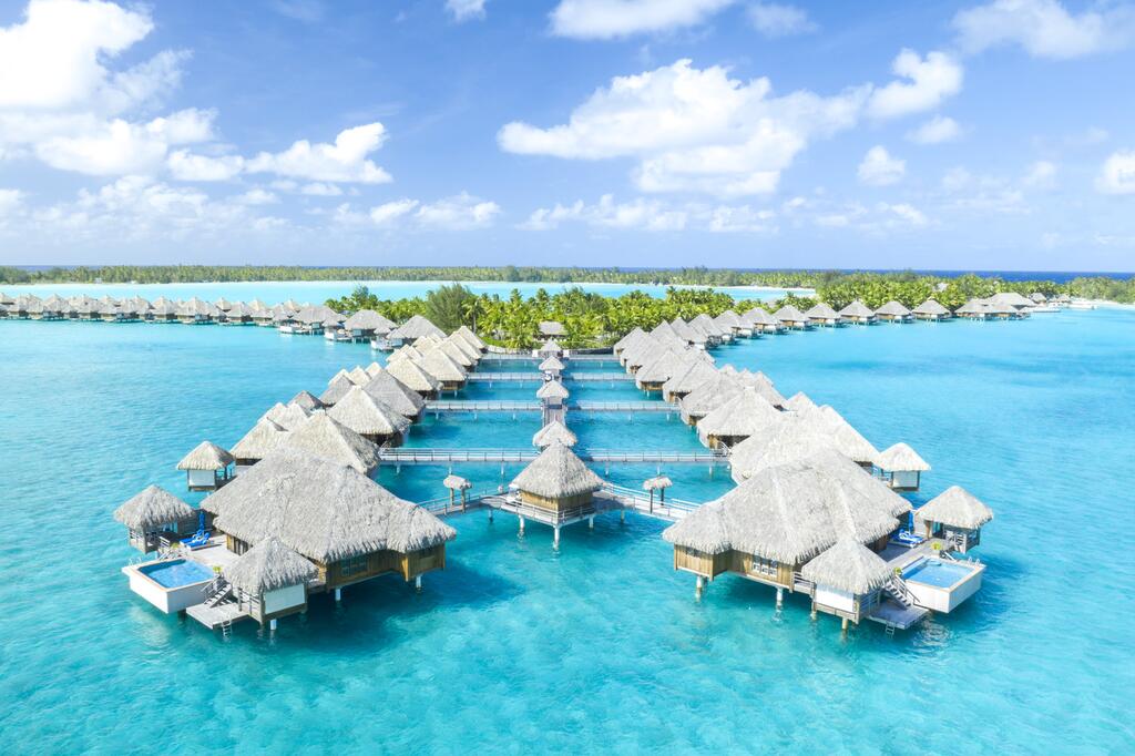 The St Regis Bora Bora Resort 5*